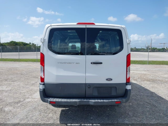 Ford Transit-150 2018 1FTYE1ZM7JKB42450 Image 16