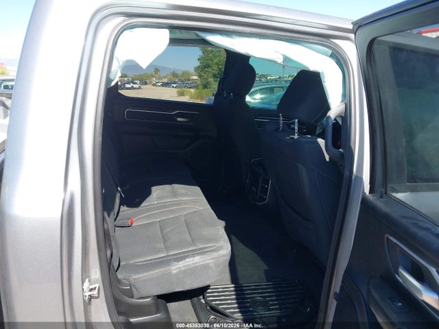 1C6SRFFT8LN358223 RAM 1500 Big Horn 4x4 5&#039;7 Box