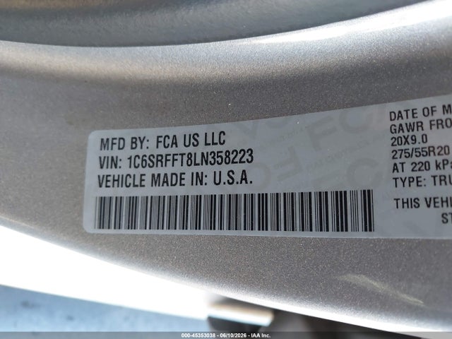 1C6SRFFT8LN358223 RAM 1500 Big Horn 4x4 5&#039;7 Box