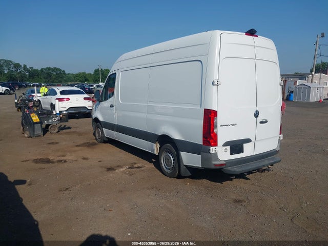 45353055 :رقم المزاد ، W1Y4EBHY9MT059511 vin ، 2021 Mercedes-benz Sprinter 2500 Standard Roof V6 مزاد بيع