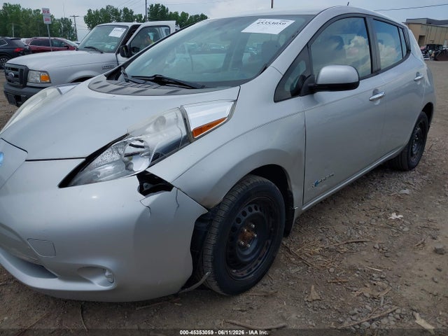 Aukcja sprzedaży 2015 Nissan Leaf S, vin: 1N4AZ0CP1FC302817, numer aukcji: 45353059
