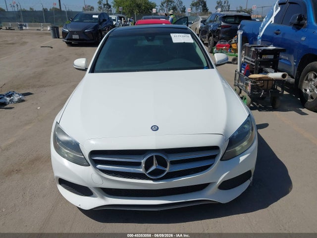 Aukcja sprzedaży 2015 Mercedes-benz C 300 4matic, vin: 55SWF4KB5FU036466, numer aukcji: 45353058