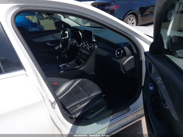 Aukcja sprzedaży 2015 Mercedes-benz C 300 4matic, vin: 55SWF4KB5FU036466, numer aukcji: 45353058