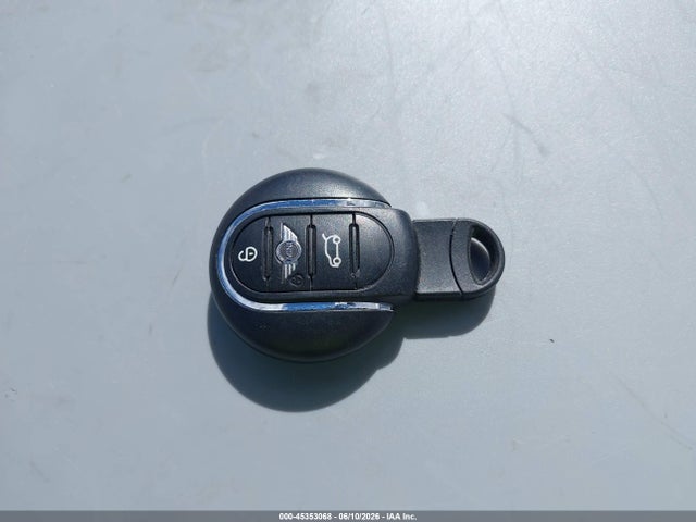 Mini Clubman Cooper S 2017 WMWLU5C5XH2E82725 Image 11