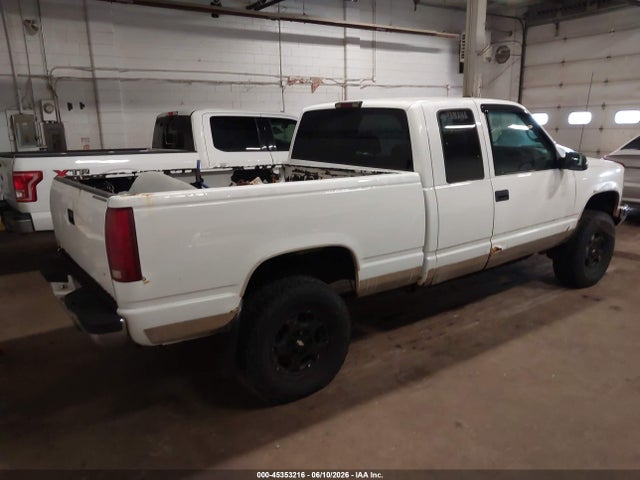 Продажа на аукционе авто 1998 Chevrolet C/k 1500 Fleetside, vin: 2GCEK19R1W1102329, номер лота: 45353216