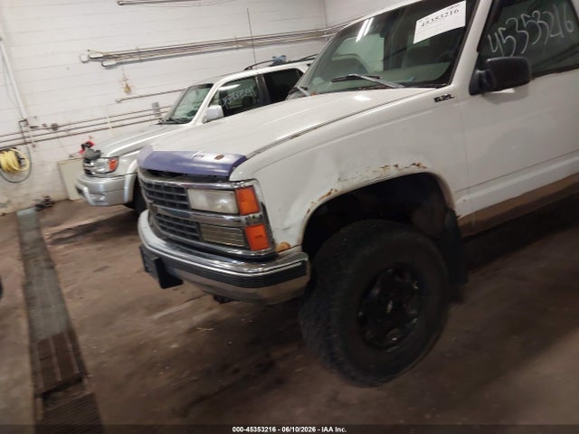 Продажа на аукционе авто 1998 Chevrolet C/k 1500 Fleetside, vin: 2GCEK19R1W1102329, номер лота: 45353216