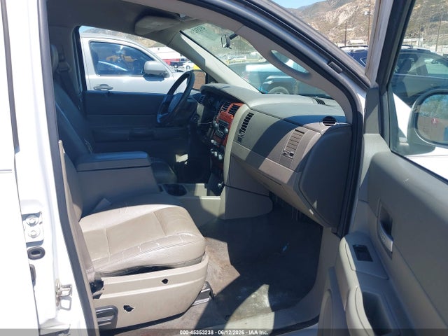 2005 Dodge Durango Slt მანქანა იყიდება აუქციონზე, vin: 1D4HB48D55F569865, აუქციონის ნომერი: 45353238