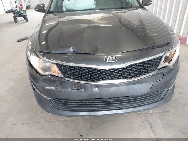 Продаж на аукціоні авто 2017 Kia Optima Lx, vin: 5XXGT4L33HG167854, номер лоту: 45353261