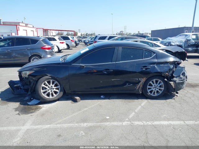 3MZBM1U78GM306118 Mazda Mazda3 I Sport