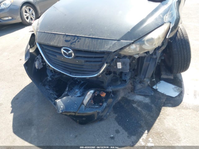 3MZBM1U78GM306118 Mazda Mazda3 I Sport