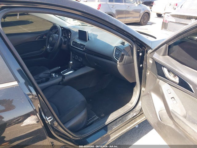 3MZBM1U78GM306118 Mazda Mazda3 I Sport