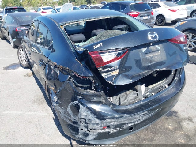 3MZBM1U78GM306118 Mazda Mazda3 I Sport