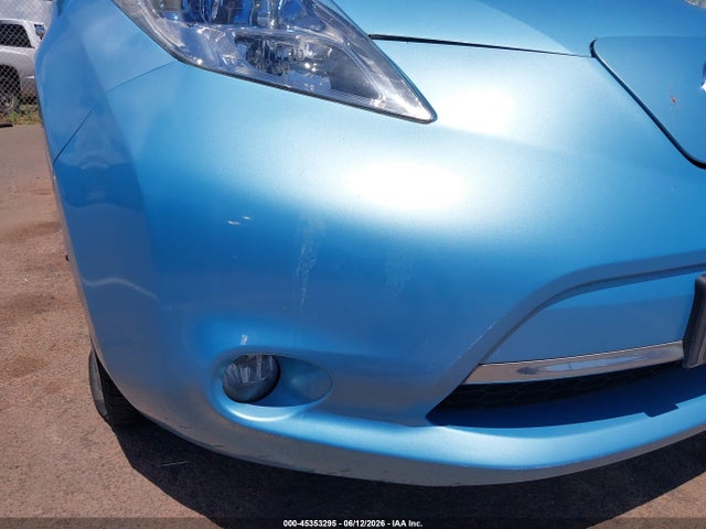 1N4AZ0CPXFC309569 Nissan Leaf Sl