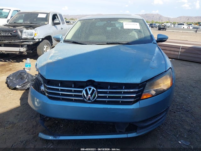 45353321 :رقم المزاد ، 1VWCH7A38CC033030 vin ، 2012 Volkswagen Passat 2.5l Sel مزاد بيع