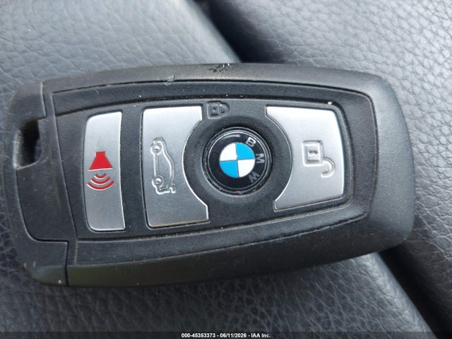 2013 Bmw 528i Xdrive მანქანა იყიდება აუქციონზე, vin: WBAXH5C52DD111933, აუქციონის ნომერი: 45353373