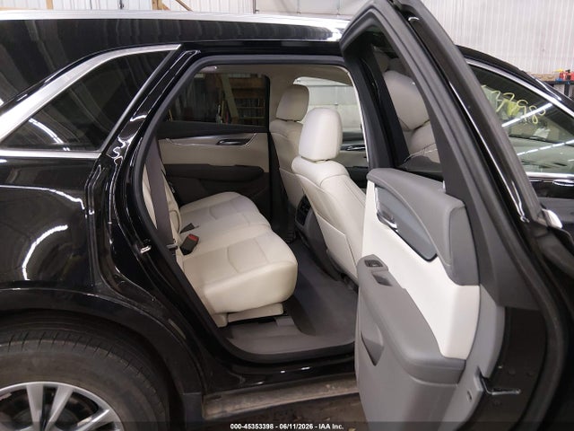 45353398 :رقم المزاد ، 1GYKNDR40NZ179726 vin ، 2022 Cadillac Xt5 Premium Luxury مزاد بيع