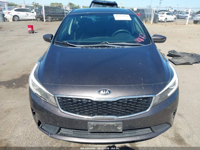 KIA FORTE LX 2017 3KPFK4A70HE006147 Image 12