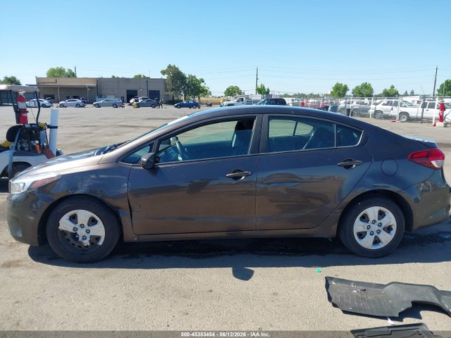 KIA FORTE LX 2017 3KPFK4A70HE006147 Image 14