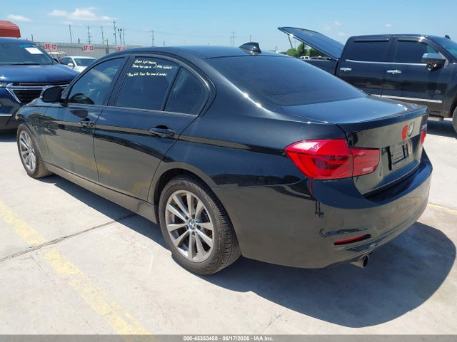 Aukcja sprzedaży 2016 Bmw 320i, vin: WBA8E1G52GNU11339, numer aukcji: 45353458