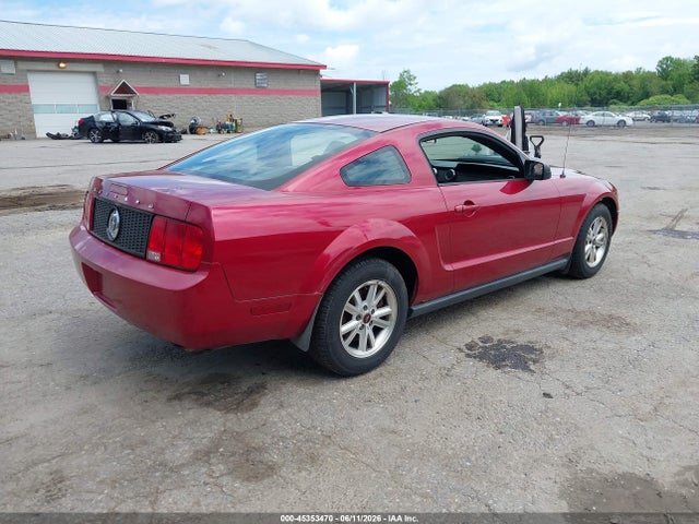 2005 Ford Mustang V6 Deluxe/v6 Premium მანქანა იყიდება აუქციონზე, vin: 1ZVFT80N855172084, აუქციონის ნომერი: 45353470