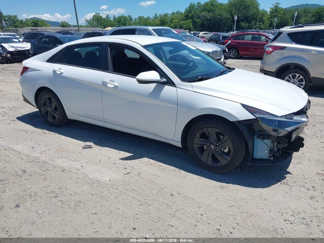 2022 5NPLM4AG1NH067818 main image