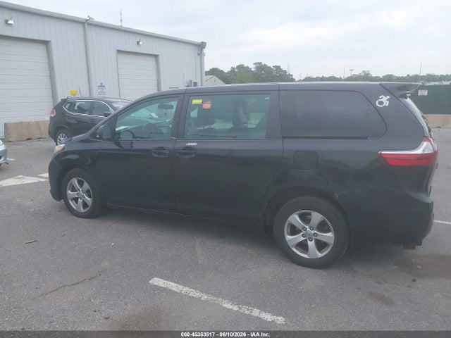 Продажа на аукционе авто 2016 Toyota Sienna L 7 Passenger, vin: 5TDZK3DC5GS754252, номер лота: 45353517