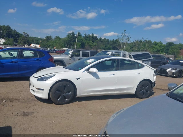 45353530 :رقم المزاد ، 5YJ3E1EB3KF493417 vin ، 2019 Tesla Model 3 Long Range/performance مزاد بيع