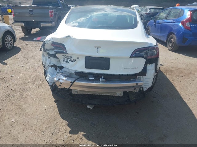 45353530 :رقم المزاد ، 5YJ3E1EB3KF493417 vin ، 2019 Tesla Model 3 Long Range/performance مزاد بيع
