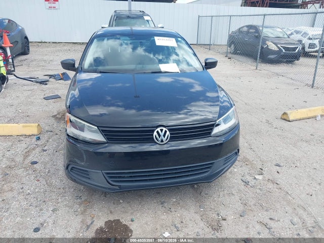 2014 Volkswagen Jetta 2.0l S მანქანა იყიდება აუქციონზე, vin: 3VW2K7AJ3EM443618, აუქციონის ნომერი: 45353557