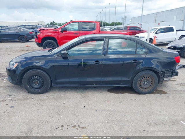 2014 Volkswagen Jetta 2.0l S მანქანა იყიდება აუქციონზე, vin: 3VW2K7AJ3EM443618, აუქციონის ნომერი: 45353557