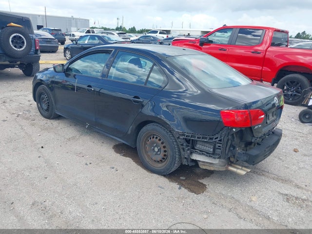 2014 Volkswagen Jetta 2.0l S მანქანა იყიდება აუქციონზე, vin: 3VW2K7AJ3EM443618, აუქციონის ნომერი: 45353557