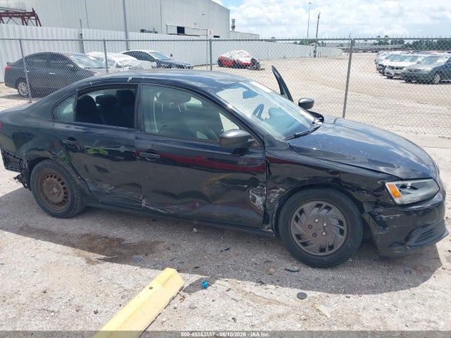 2014 Volkswagen Jetta 2.0l S მანქანა იყიდება აუქციონზე, vin: 3VW2K7AJ3EM443618, აუქციონის ნომერი: 45353557