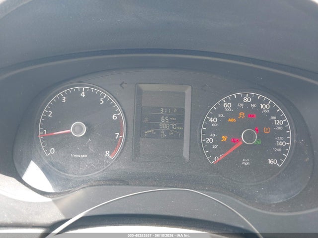 2014 Volkswagen Jetta 2.0l S მანქანა იყიდება აუქციონზე, vin: 3VW2K7AJ3EM443618, აუქციონის ნომერი: 45353557