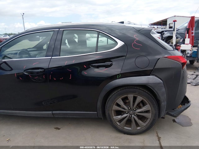 45353579 :رقم المزاد ، JTHY3JBH2K2009002 vin ، 2019 Lexus Ux 200 F Sport مزاد بيع