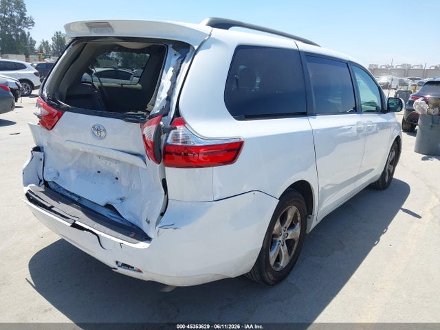 Toyota Sienna Le 8 Passenger 2015 5TDKK3DC5FS631969 Image 4