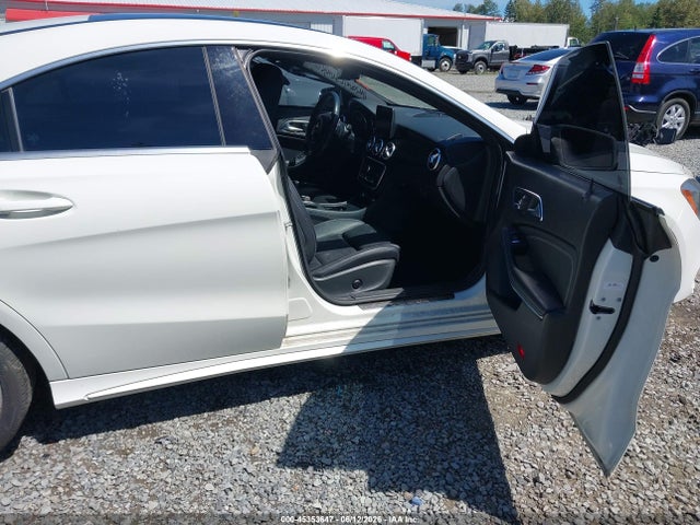 WDDSJ4GB2JN533501 Mercedes-Benz CLA 250 4MATIC