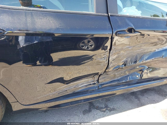 Toyota CAMRY SE 2025 4T1DAACK2SU593983 Image 17