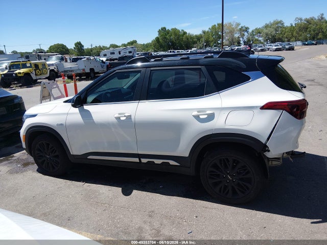 KIA Seltos Nightfall Edition 2022 KNDEUCA22N7294169 Image 15
