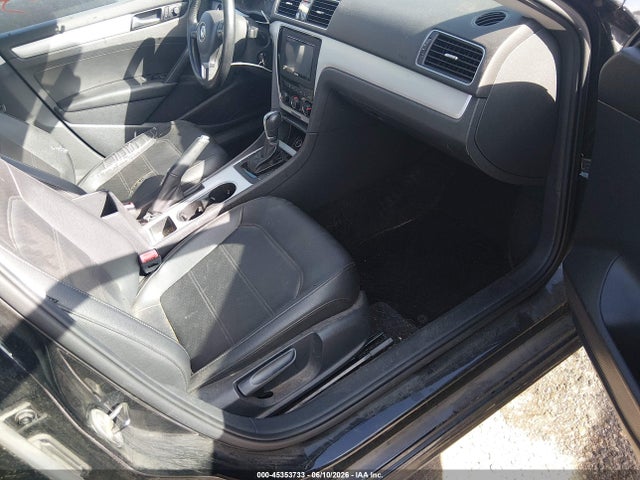 45353733 :رقم المزاد ، 1VWBH7A31DC004644 vin ، 2013 Volkswagen Passat 2.5l Se مزاد بيع