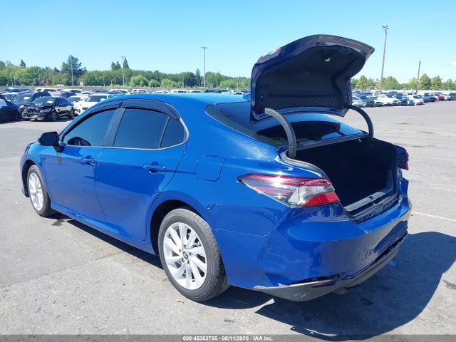 Toyota CAMRY LE 2024 4T1C11AK6RU254023 Image 3