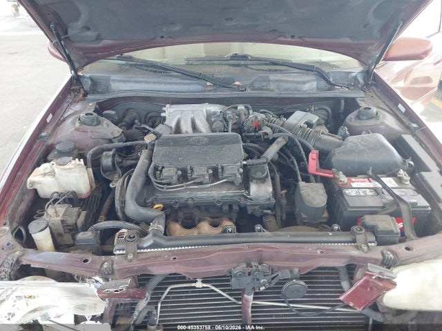 45353758 :رقم المزاد ، 4T1BF22K11U127637 vin ، 2001 Toyota Camry Le V6 مزاد بيع