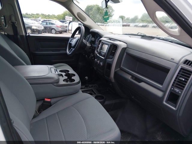 Продаж на аукціоні авто 2017 Ram 3500 Tradesman  4x4 8' Box, vin: 3C63R3GL0HG762330, номер лоту: 45353768