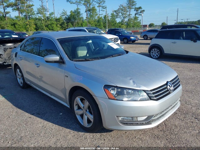 Продаж на аукціоні авто 2015 Volkswagen Passat 1.8t Limited Edition, vin: 1VWAT7A35FC099173, номер лоту: 45353790