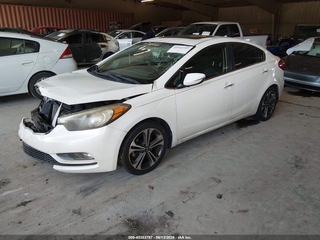 2015 Kia Forte Ex მანქანა იყიდება აუქციონზე, vin: KNAFZ4A88F5305881, აუქციონის ნომერი: 45353797