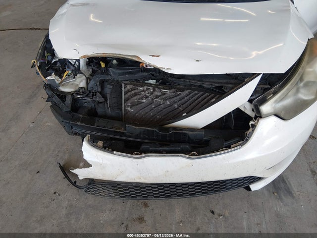 2015 Kia Forte Ex მანქანა იყიდება აუქციონზე, vin: KNAFZ4A88F5305881, აუქციონის ნომერი: 45353797
