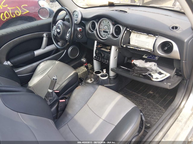 Продаж на аукціоні авто 2003 Mini Cooper S, vin: WMWRE33403TD71722, номер лоту: 45353813