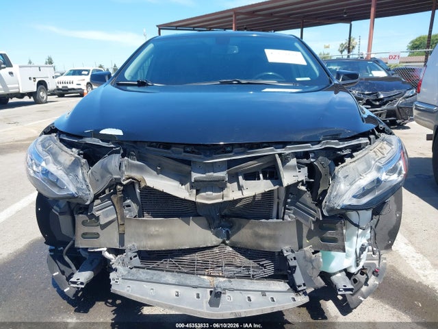 45353833 :رقم المزاد ، 1G1ZE5SX5LF018911 vin ، 2020 Chevrolet Malibu Fwd Premier مزاد بيع