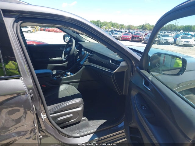 Продажа на аукционе авто 2024 Jeep Grand Cherokee L Altitude X 4x4, vin: 1C4RJKAG3R8564686, номер лота: 45353842