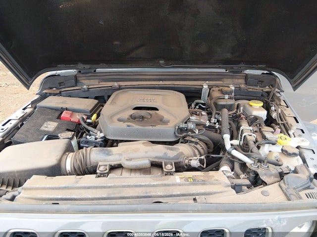 1C4HJXEN4LW235953 Jeep Wrangler Unlimited Sahara 4x4