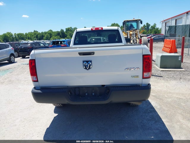 45353877 :رقم المزاد ، 3C6JR7DG6HG765318 vin ، 2017 Ram 1500 Tradesman  4x4 8' Box مزاد بيع
